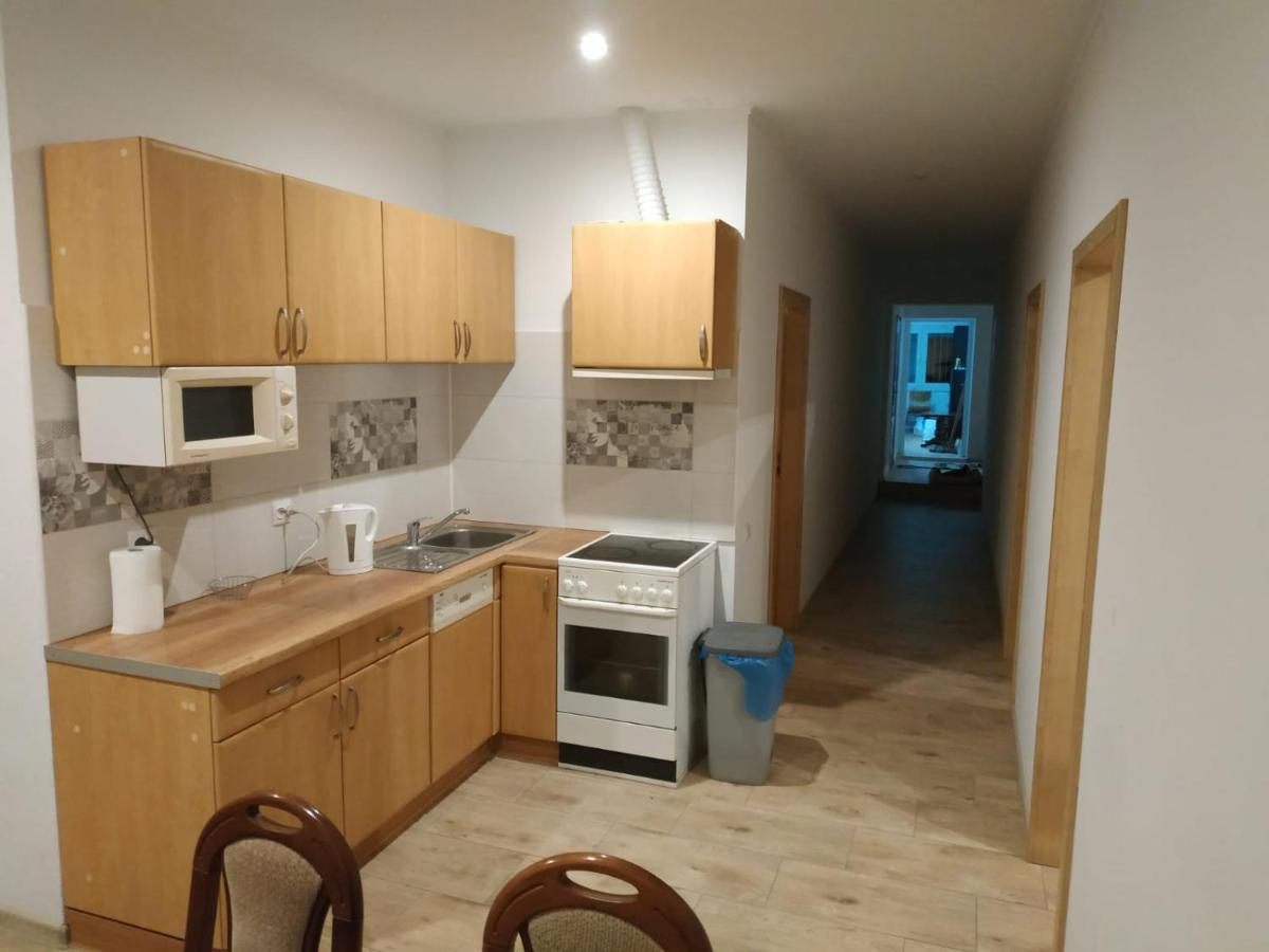 4U Hostel Zgorzelec - Free Parking Jedrzychowice  Экстерьер фото