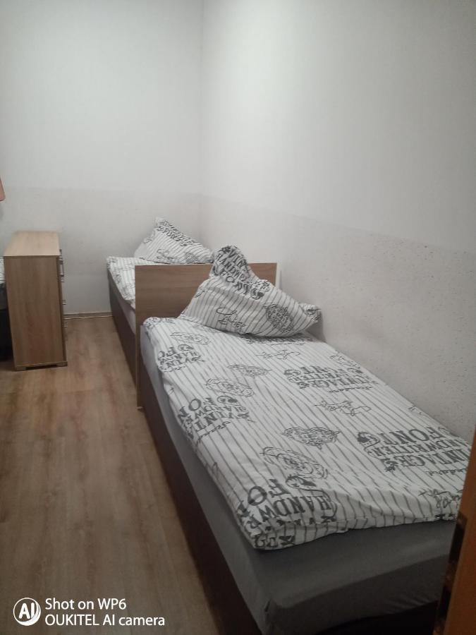 4U Hostel Zgorzelec - Free Parking Jedrzychowice  Экстерьер фото